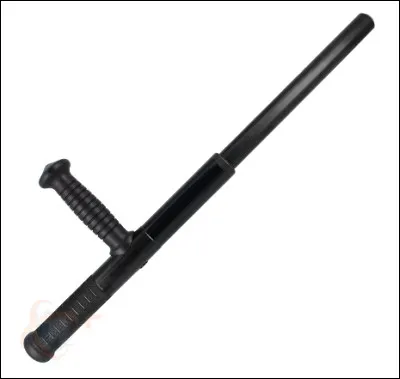 Quel est le nom de cette arme utilisée par les policiers, un bâton en bois, en caoutchouc, en plastique ou en métal ?