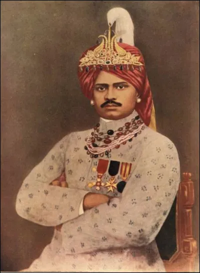 Quel est le nom des princes indiens qui gouvernaient les anciens États princiers du Rajasthan jusqu'en 1947 ?