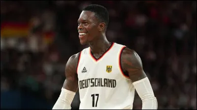 Champion du monde en 2023 et élu meilleur joueur de la compétition, il réitère cet exploit en 2025 à l'EuroBasket. Comment se nomme le leader de la sélection allemande, nommé meilleur joueur de l'EuroBasket ?