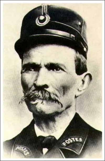 Quel nom d'animal est le patronyme de Ferdinand,(1836-1924), un facteur qui pendant 33 ans de sa vie a construit un monument qu'il nomme "Palais idéal" ?