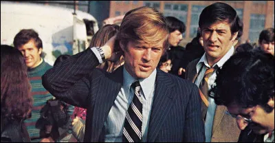 Au début de sa carrière, dans ce film sorti en 1972, son personnage se présente aux élections sénatoriales en Californie affronter le sénateur sortant, Jarmon, du Parti Républicain :