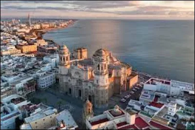 Quelle ville espagnole est jumelée avec Brest depuis 1986 ?