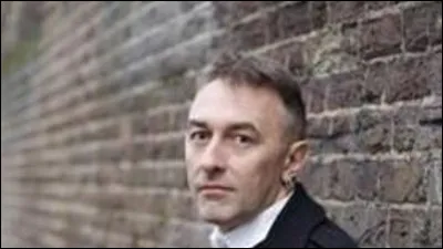 Qui est cet auteur-compositeur, musicien, né a Brest ?