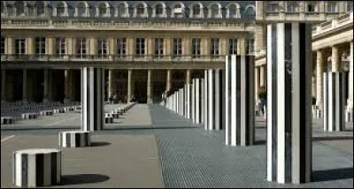 16 communes du département du Nord et 23 du Pas-de-Calais sont concernées par la culture du "lingot du Nord". Depuis 1999, chaque année au cours de la première semaine d'octobre, c'est la foire aux lingots du Nord. Où a-t-elle lieu ?