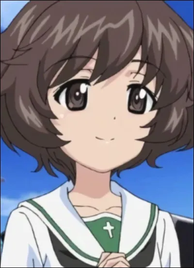 De toutes les élèves du lycée Oarai qui participent à l'art du tank, cette lycéenne est celle qui montre le plus d'entrain lorsqu'il est question de chars. Dans l'adaptation anime, ce personnage s'est risqué à infiltrer à plusieurs reprises les rangs de l'adversaire afin d'en tirer la composition des chars ennemis ou encore de leur stratégie. Qui est-elle ?