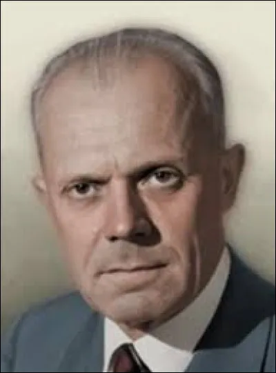 Qui était Sandro Pertini (1896 - 1990) ?