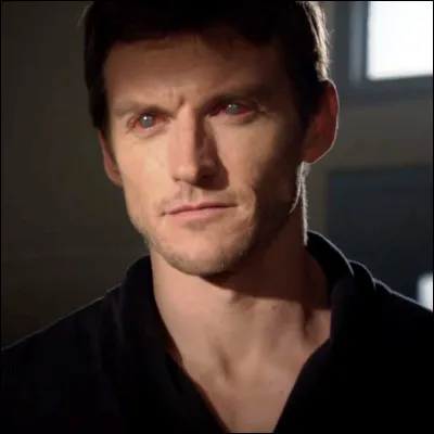 Quel événement raconté dans la Bible est également présent de manière variée dans de nombreuses mythologies du monde, entre autres dans le mythe de Deucalion ?