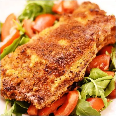 Quel nom donne-t-on à une recette italienne de viande de veau panée qui ressemble fortement à lescalope à la viennoise ?