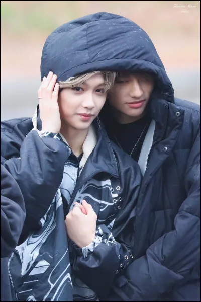 Cela te dérangerait-il si ton mec était tactile avec un autre mec ?