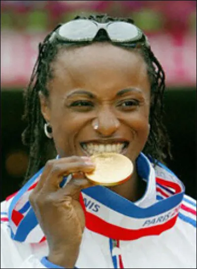 Dans quel sport Eunice Barber s'est-elle illustrée ?