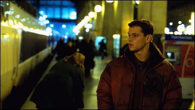 Dans quel film Matt Damon joue-t-il l'espion amnésique Jason Bourne pour la première fois ?