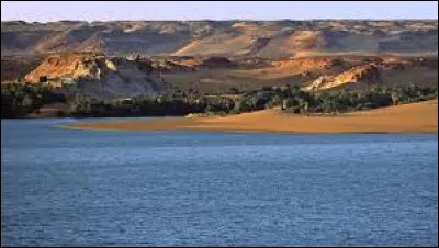 De quand date la dernière phase d'assèchement du lac ?