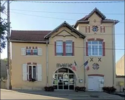 Nous partons en Lorraine, à Praye. Village de l'arrondissement de Nancy, au pied de la colline de Sion, il se situe dans le département ...