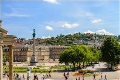 Quelle est cette ville de 630 000 habitants, traversée par le Neckar, capitale du Land de Bade-Wurtemberg ?