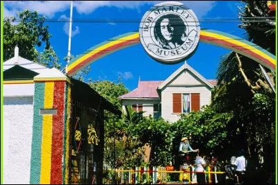 Aujourd'hui je visite le musée Bob Marley, où suis-je ?