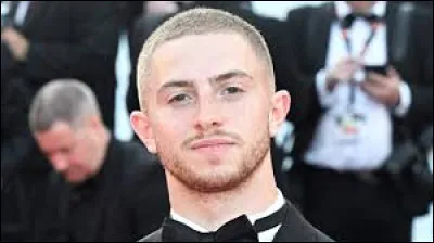 Dans quelle ville est-il né ?