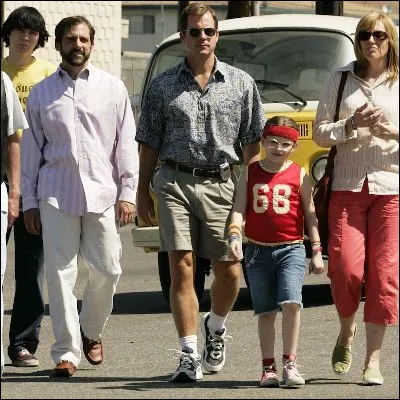 Quel minibus construit entre 1950 et 1990 en Europe est réapparu en version électrique en 2017 ?