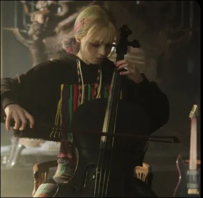 Qui joue du violoncelle ?