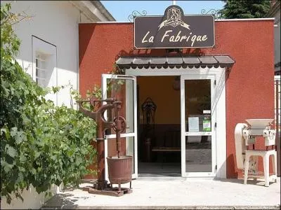 [Terroir] Pour quelle spcialit la ville de Montlimar est-elle connue ?