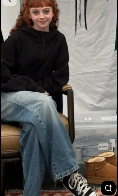 La fille qui joue Agnes DeMille (Evie Templeton) est nouvelle dans la série.