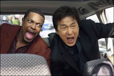 En 1998, Jackie Chan conquit les États-Unis grâce à son formidable duo avec Chris Tucker dans "Rush hour". À ce jour, combien y a-t-il d'épisodes dans cette saga ?