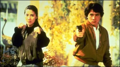 En 1992 sort "Police Story 3 : Supercop". Dans ce troisième opus, le flic incarné par Jackie se retrouve contraint de former un duo avec une jeune femme, officier de l'armée chinoise. Par qui est-elle jouée ?