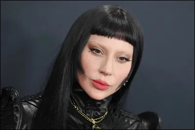 Qui a fait une chanson en collaboration avec Lady Gaga ?