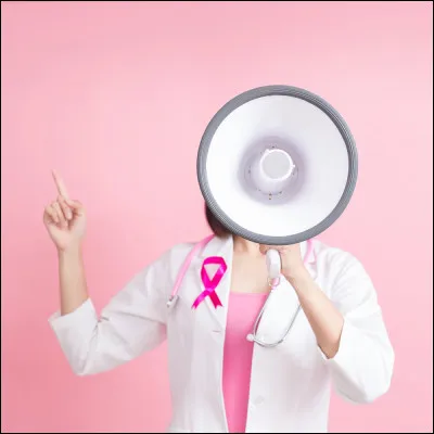 À quelle fréquence la mammographie de dépistage est-elle recommandée ?