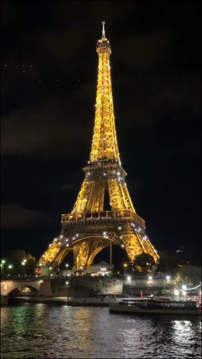 Dans quel pays se trouve la tour Eiffel ?