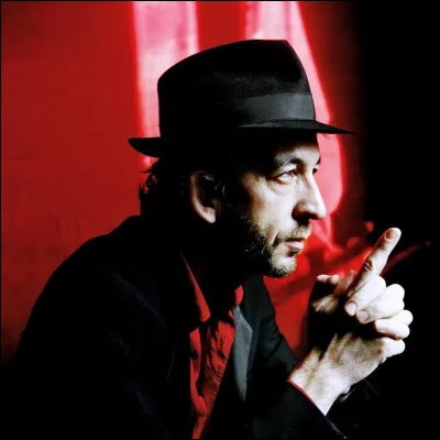 Quel "fils de" sort l'album "Amour, délice et extase" en 2009 ?