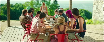 Quel humoriste a réalisé le film « Un p'tit truc en plus » ?