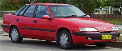 Dessinée par Bertone, cette voiture avait été pensée pour porter le logo Citroën. L'histoire dit que Citroën a refusé ce dessin et qu'il a fini à l'autre bout du monde. Quel est le nom de cette voiture ?