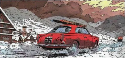 Le journaliste Lefranc, dessiné par Jacques Martin, conduit une belle Alfa Romeo dans l'album...