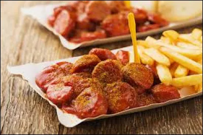 Dans quel pays le currywurst est-il une spécialité ?