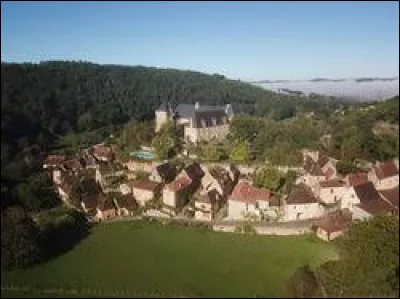 Nous sommes dans le Périgord noir, à Berbiguières. Nous nous trouvons dans l'ancienne région ...