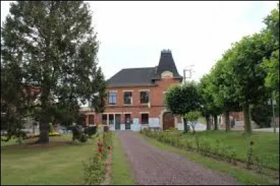Notre première balade de la semaine commence dans les Hauts-de-France, à Bourlon. Village de l'arrondissement d'Arras, il se situe dans le département ...