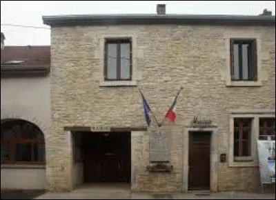 Je vous emmène maintenant dans le Nord-Est, à Cessey. Village sans église, dans l'aire d'attraction Bisontine, il se situe dans le département ...