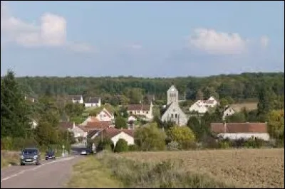 Village de l'aire d'attraction Castelthéodoricienne, sur les bords de l'Ordrimouille, Épieds se situe en région ...