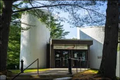 Quelle est la durée du séjour à l'académie réservé au lauréat du prix Orford Musique ?