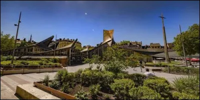 Dans quelle ville Jeanne d'Arc fut-elle brûlée ?