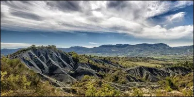Comment nomme-t-on le vent qui souffle souvent sur la côte du Sud de la France ?