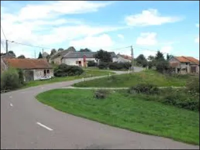 Pour finir, je vous emmène à Villiers-en-Morvan. Petit village Côte-d'Orien de 46 habitants, il se situe en région...