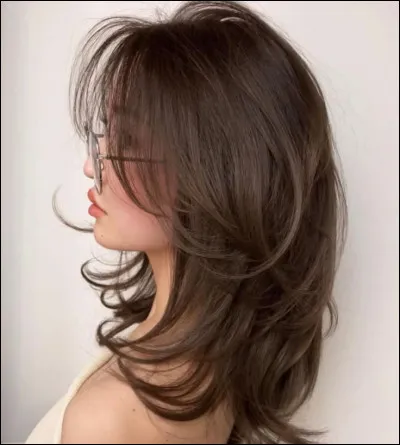 De quelle longueur sont tes cheveux ?