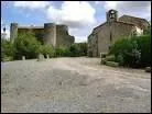 Situ sur l'ancienne route du Sel, ce bourg fut jadis l'un des plus important du Gtinais (vestiges du chteau, prieur, glise, ancienne auberge). C'est le 'Nombril du Monde'.