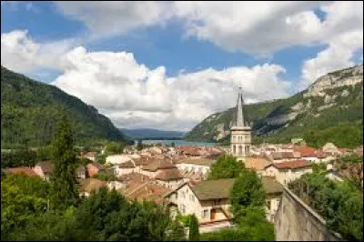 Nantua est une petite ville de 3 400 habitants qui se trouve dans ...