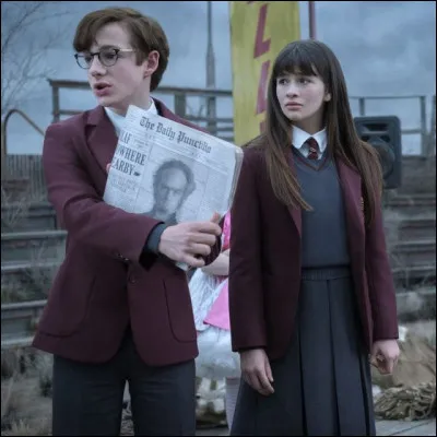 Quel lien de parenté a-t-elle avec les orphelins ?