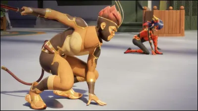 Parmi les objets invoqués par Roi Singe grâce à son pouvoir de pagaille, l'un d'eux est un instrument à vent de la famille des cuivres. Quel est-il ?