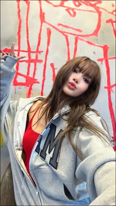 Quel est le nom de l'agence qu'elle a créée ?