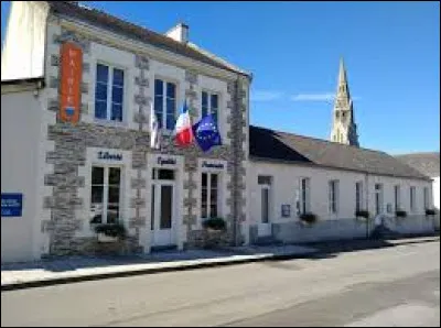 Je vous emmène maintenant dans les Pays-de-la-Loire, à Conquereuil. Commune de l'arrondissement de Châteaubriant-Ancenis, elle se situe dans le département ...
