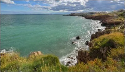 La crique de l'Anau est située près de Sète. Dans quelle région sommes-nous ?